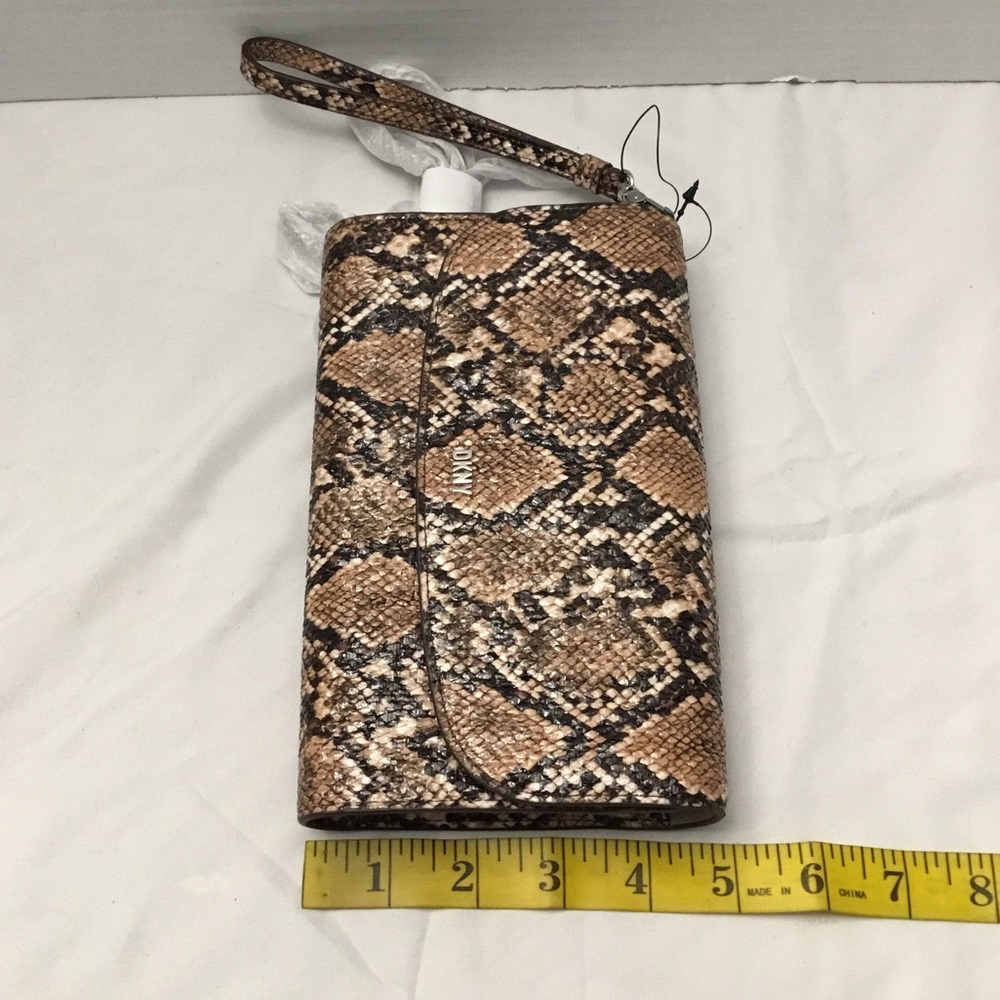 DKNY PURSE